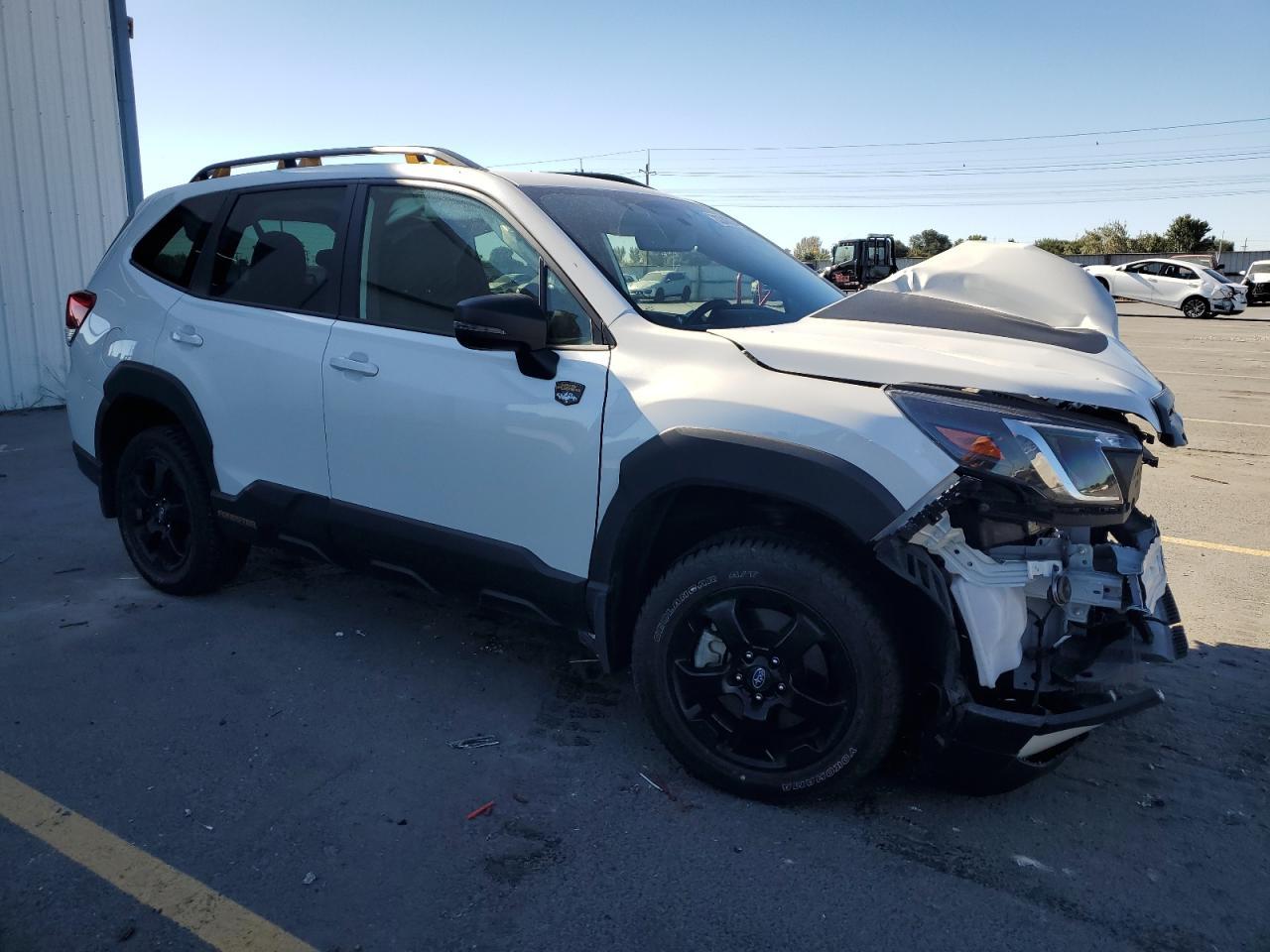 2023 SUBARU FORESTER