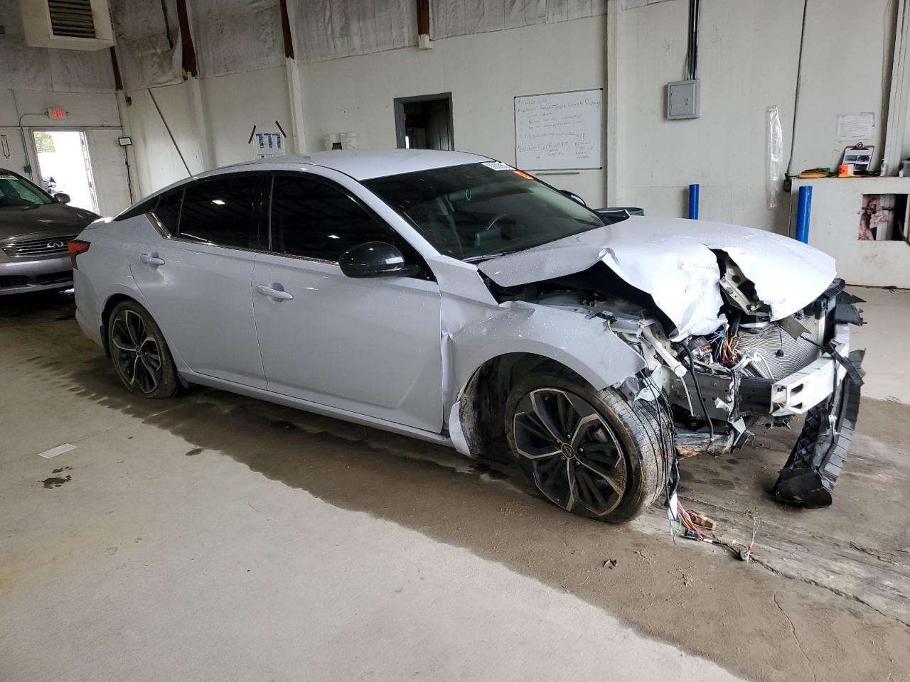 2024 NISSAN ALTIMA