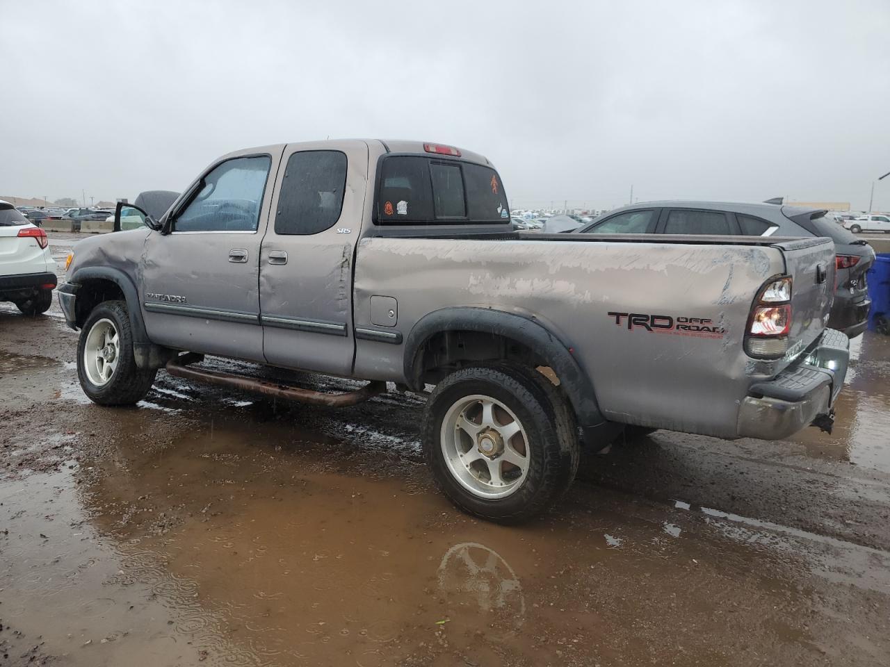 2000 TOYOTA TUNDRA