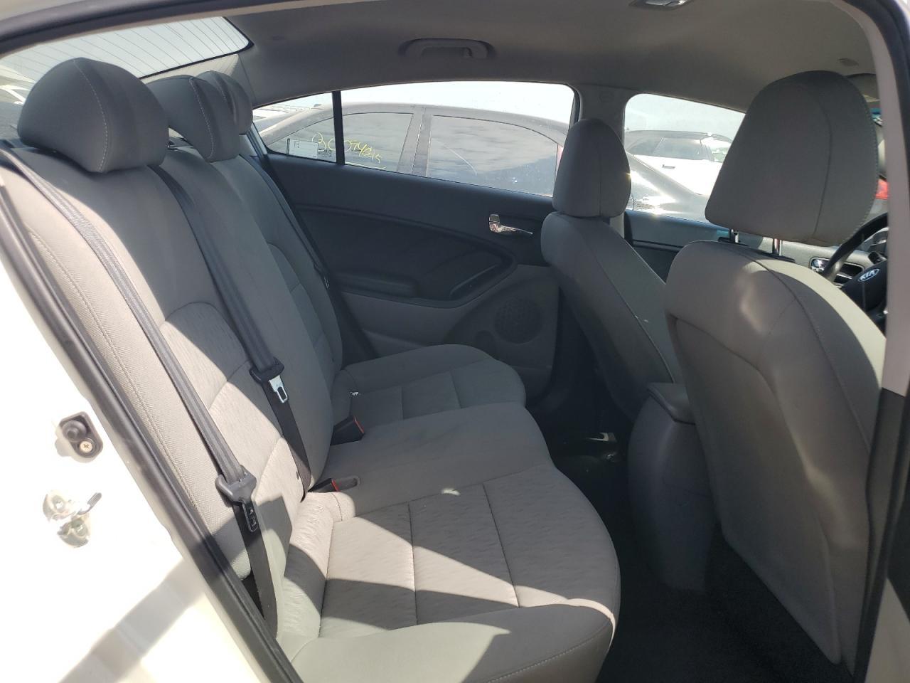 2015 KIA FORTE