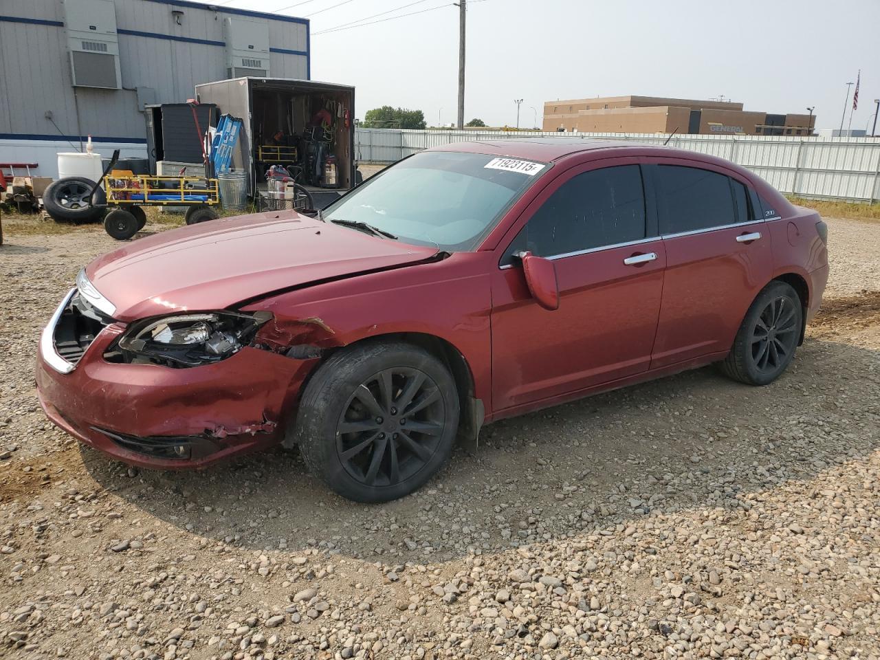 2013 CHRYSLER 200