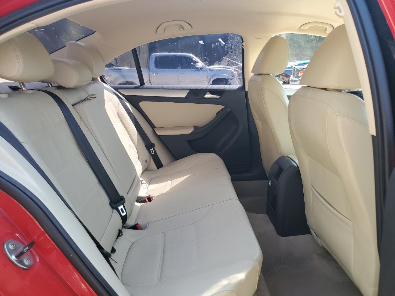 2013 VOLKSWAGEN JETTA