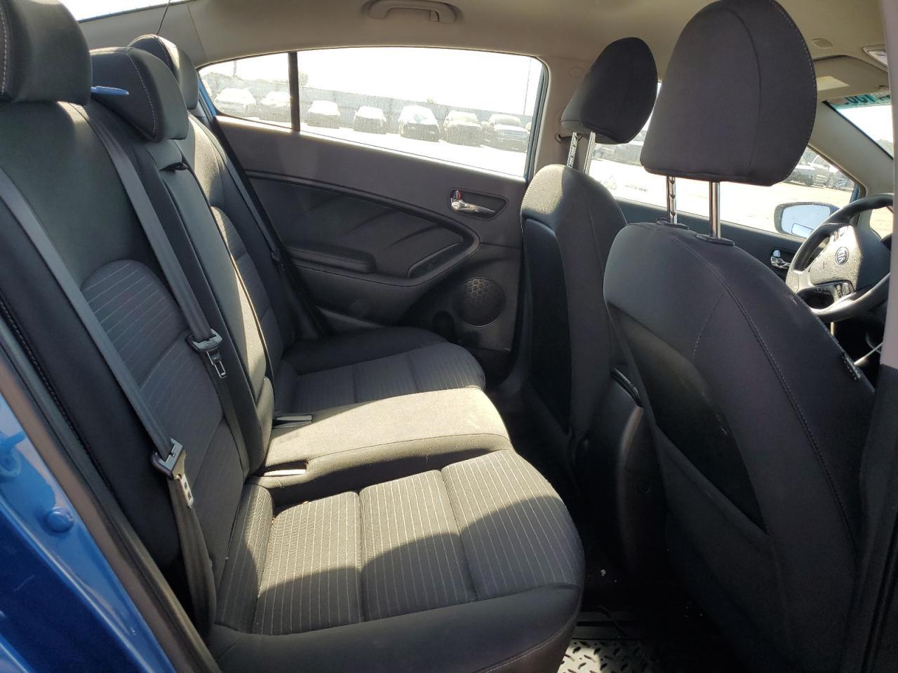 2015 KIA FORTE