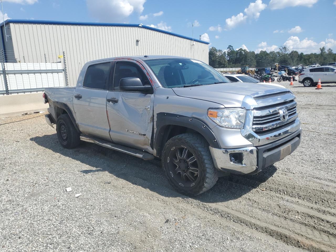 2016 TOYOTA TUNDRA