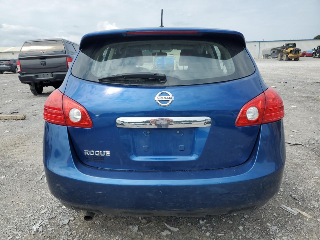 2011 NISSAN ROGUE