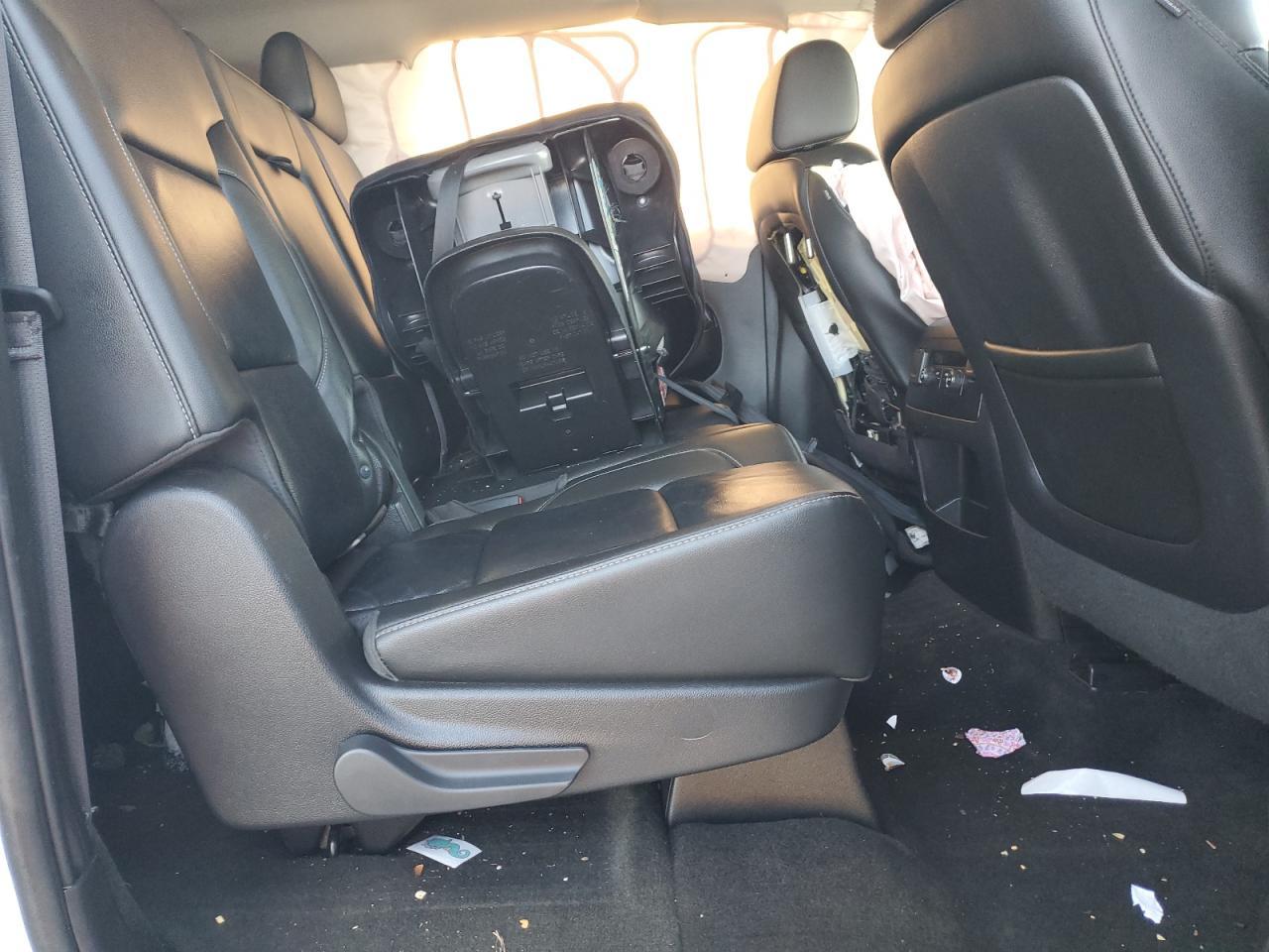 2015 CHEVROLET Suburban