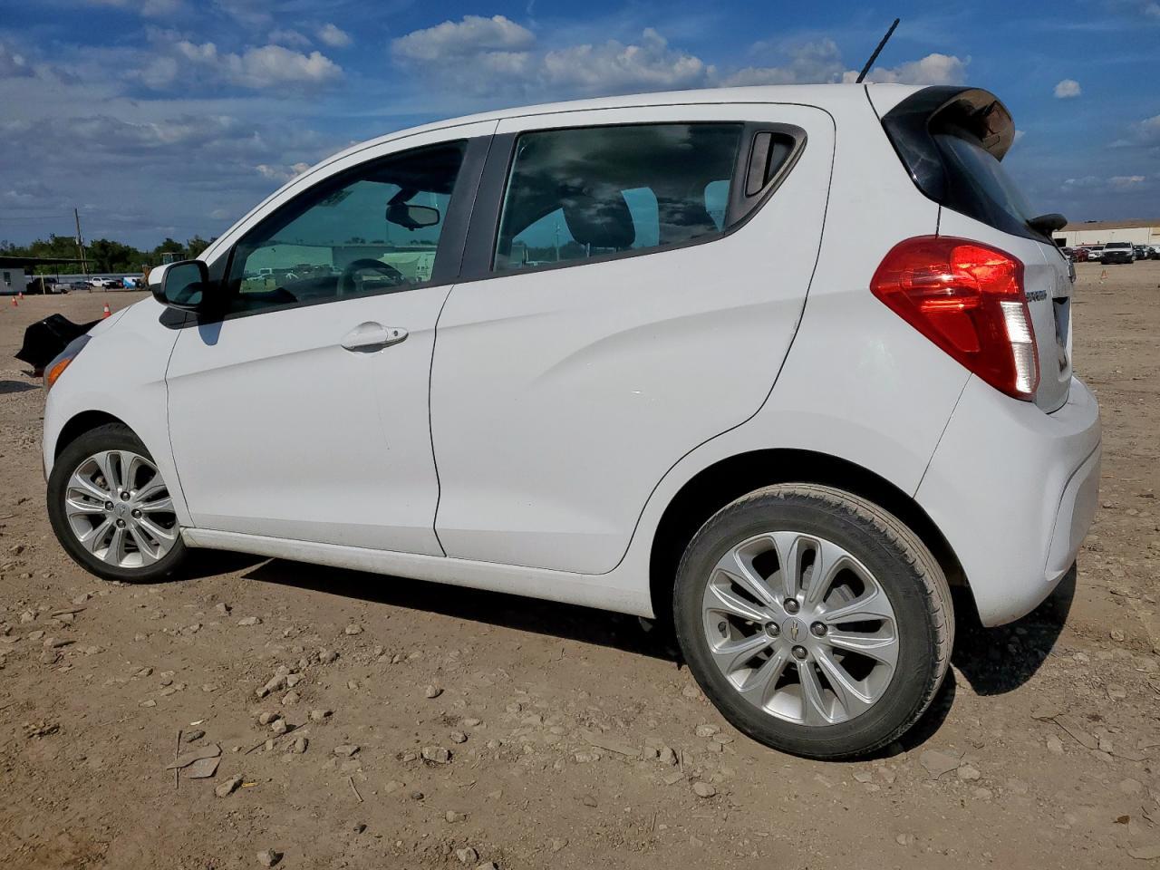 2017 CHEVROLET Spark