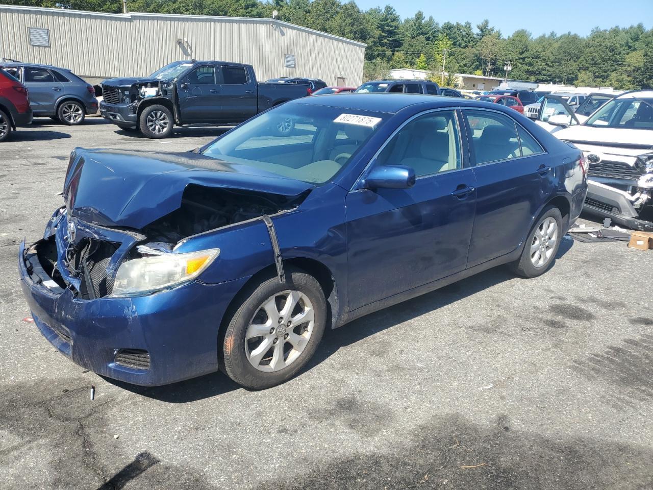 2011 TOYOTA CAMRY