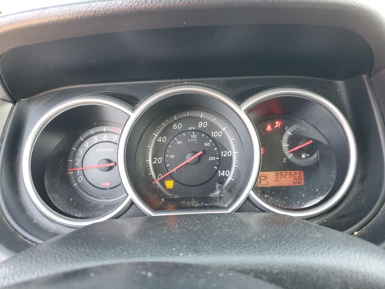 2012 NISSAN VERSA