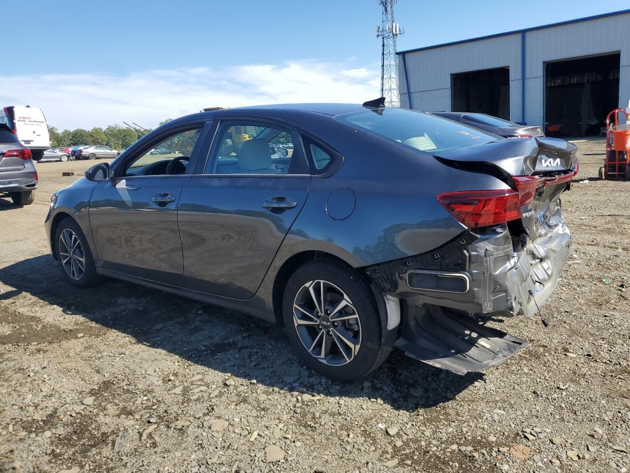 2023 KIA FORTE