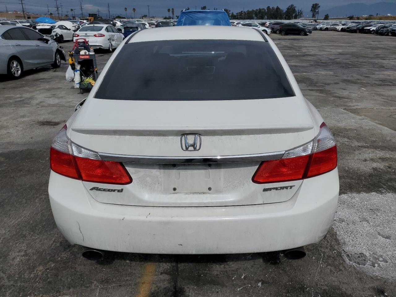 2015 HONDA ACCORD