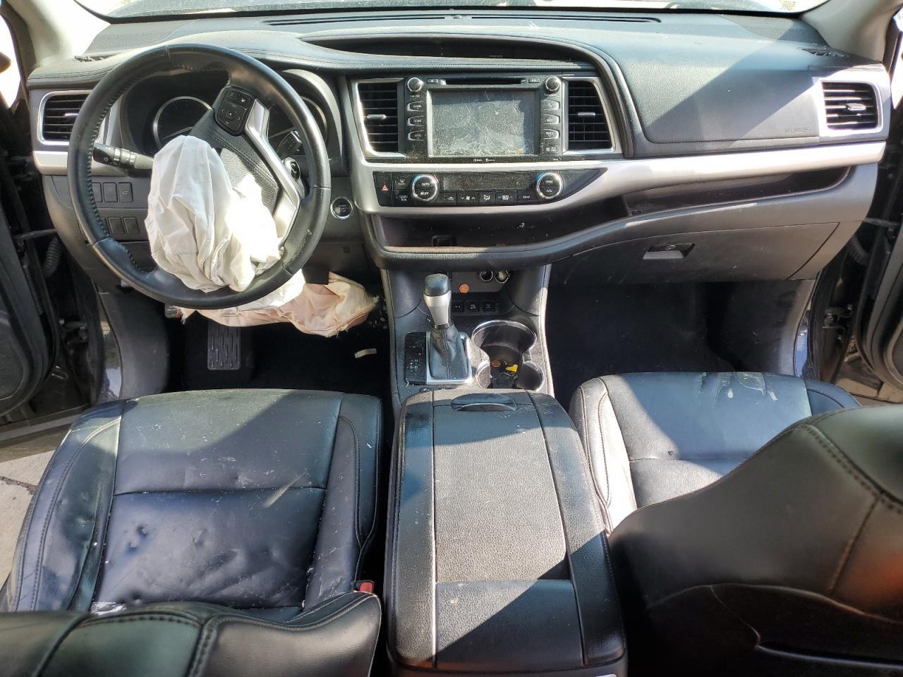 2015 TOYOTA HIGHLANDER
