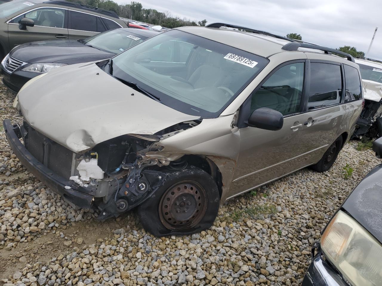 2005 TOYOTA SIENNA