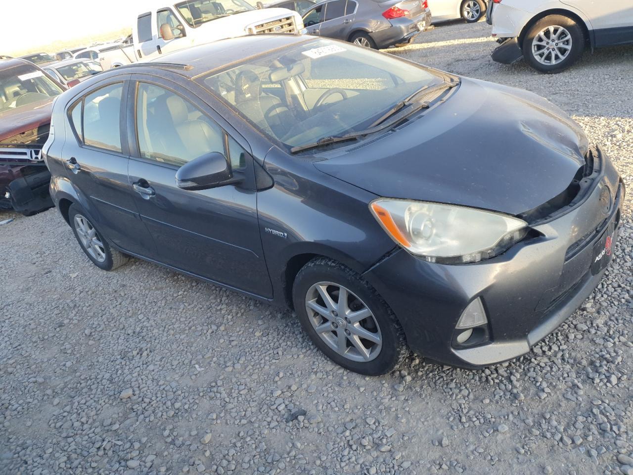 2012 TOYOTA Prius c