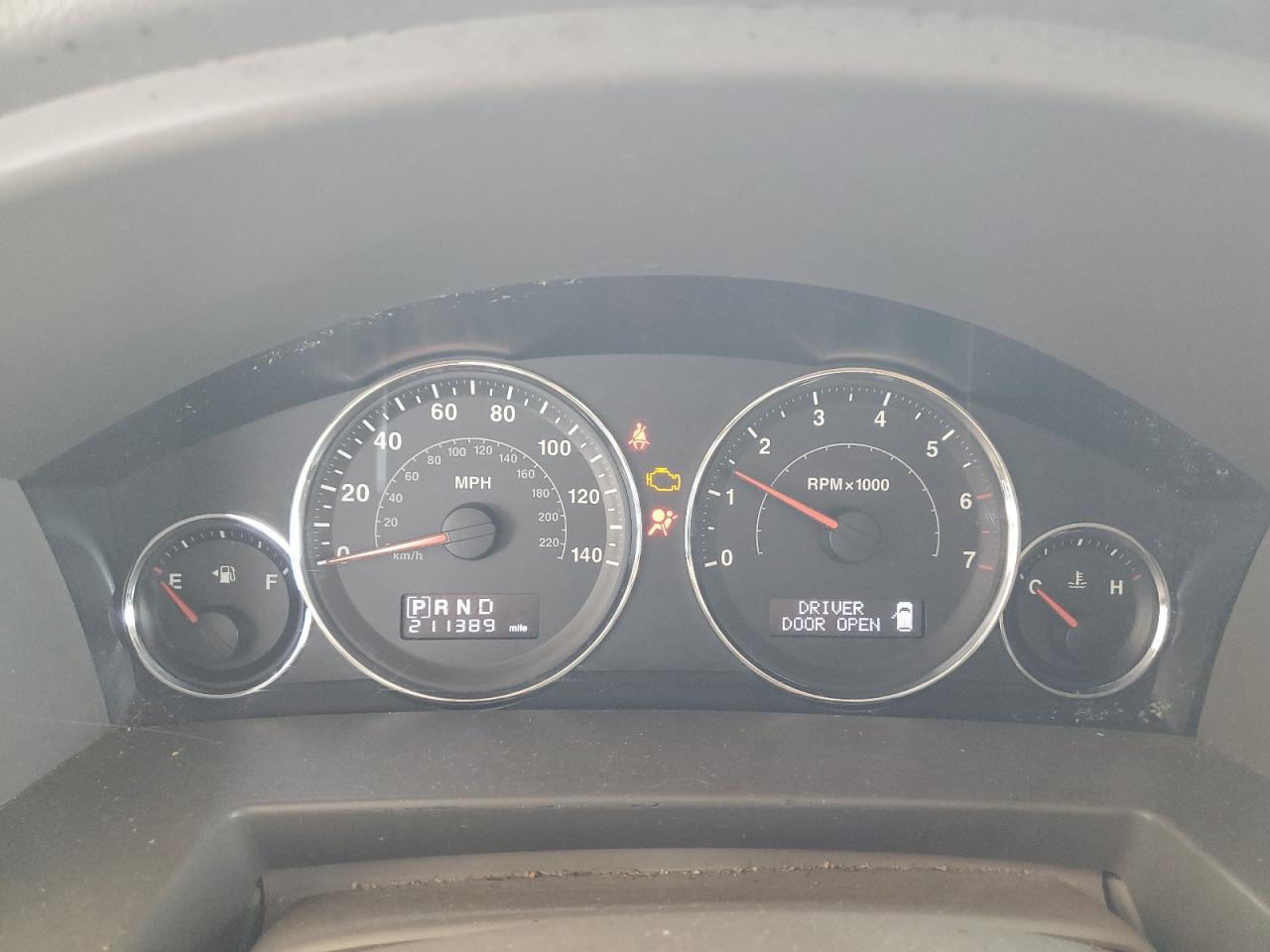 2010 JEEP Commander