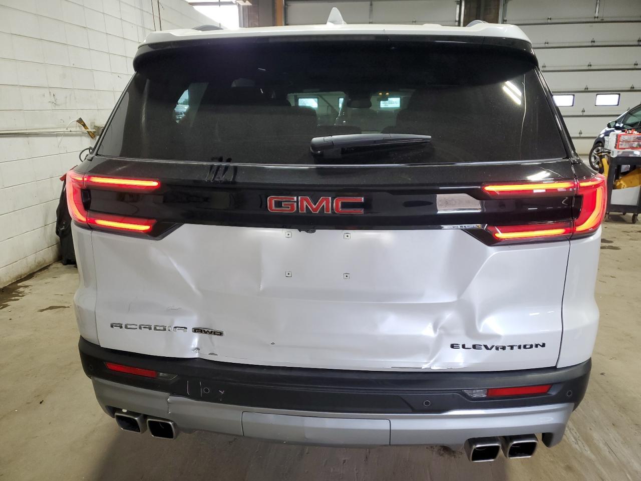 2025 GMC ACADIA