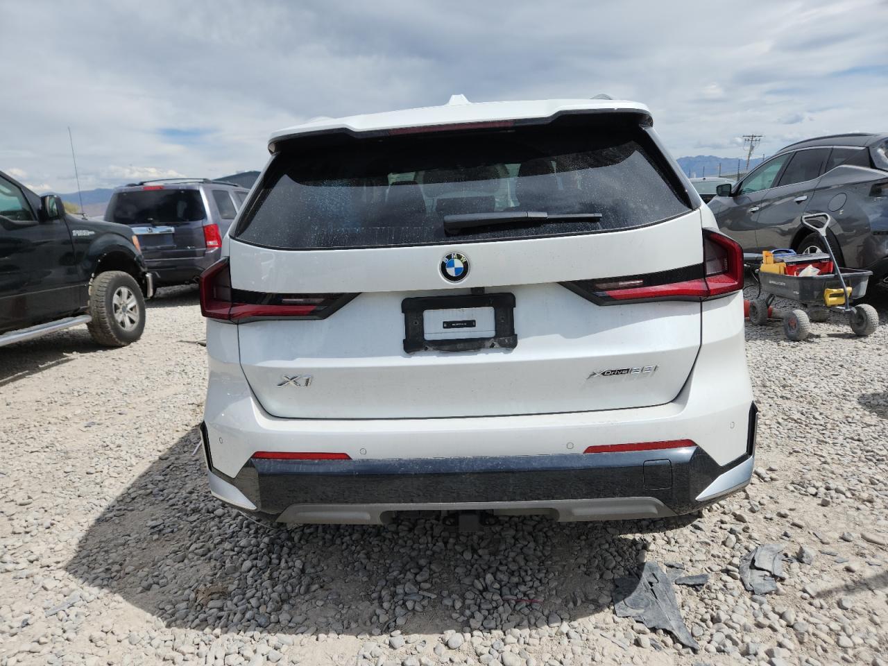 2023 BMW X1
