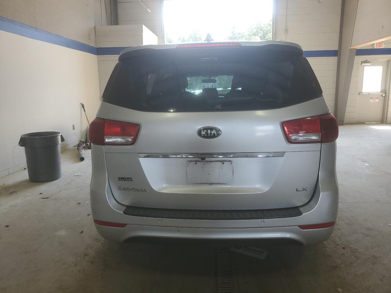 2016 KIA SEDONA