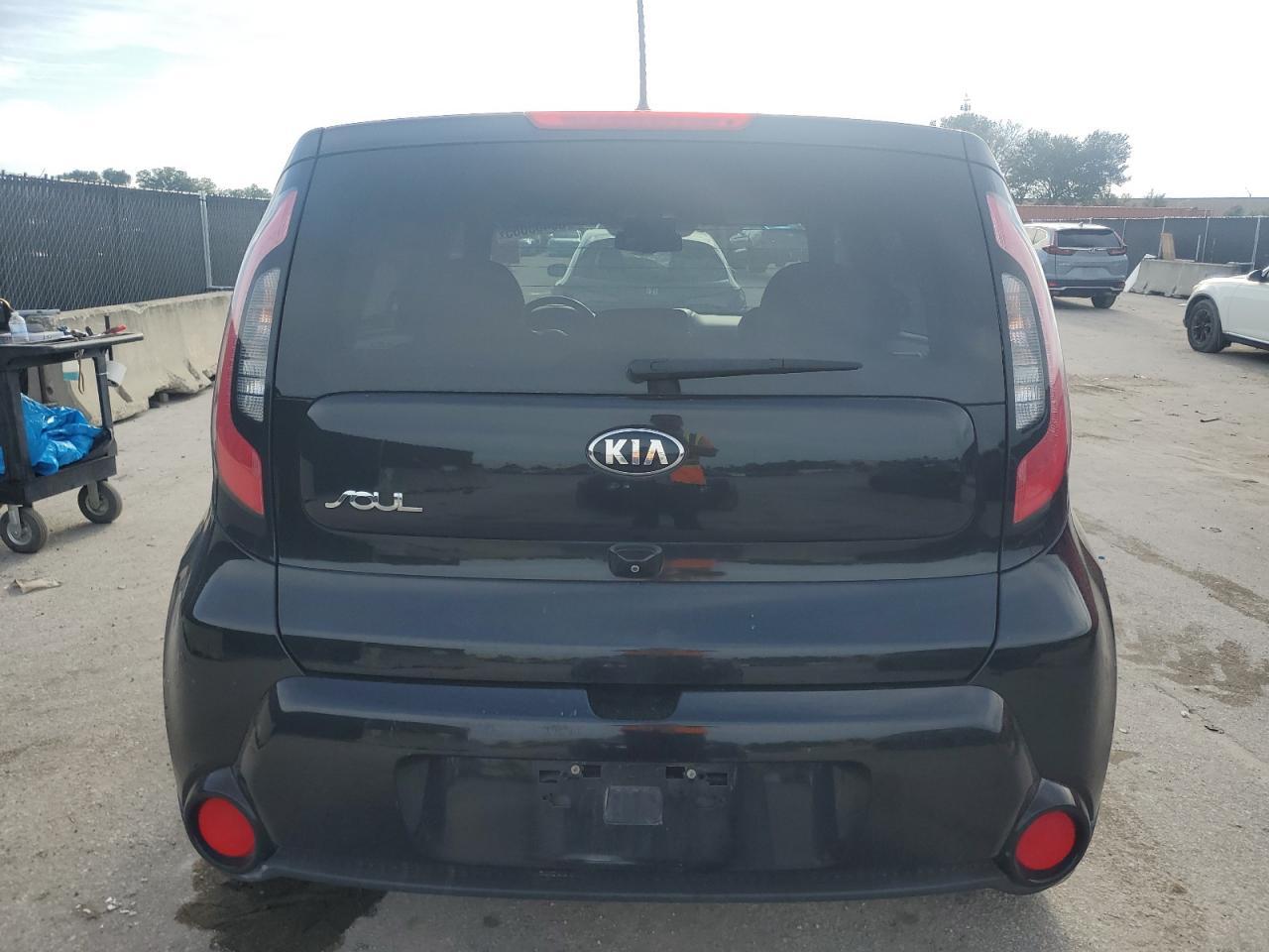 2016 KIA SOUL