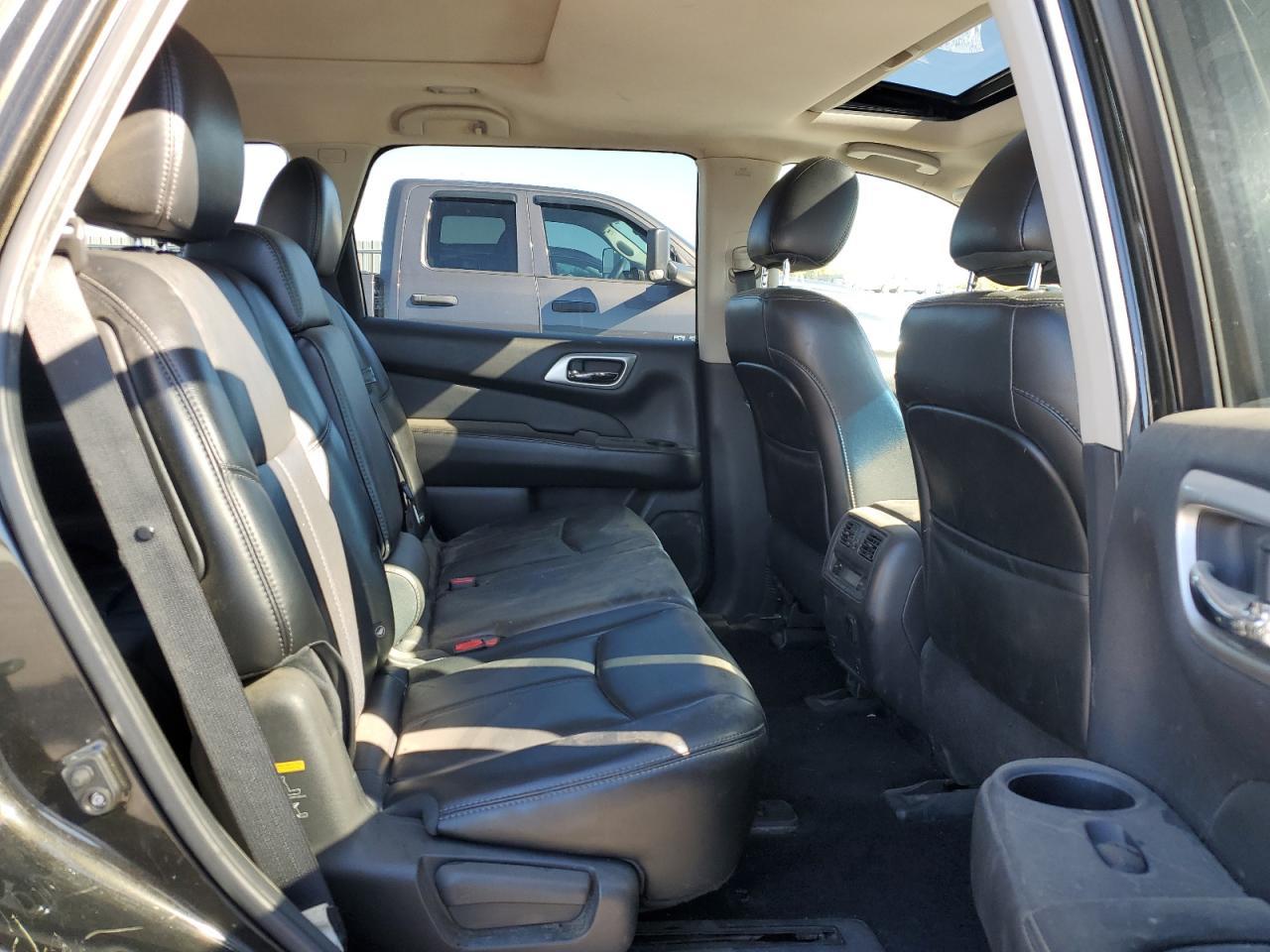 2015 NISSAN PATHFINDER