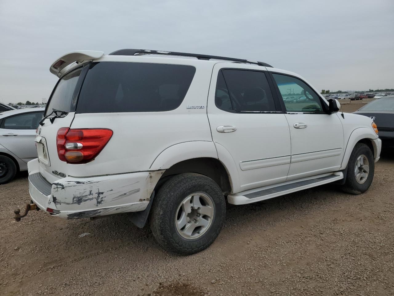 2002 TOYOTA Sequoia