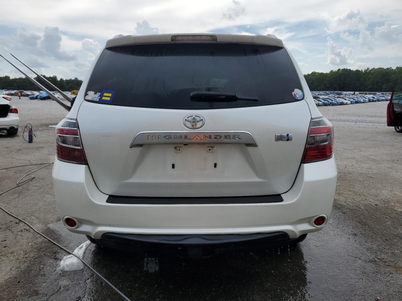 2010 TOYOTA HIGHLANDER