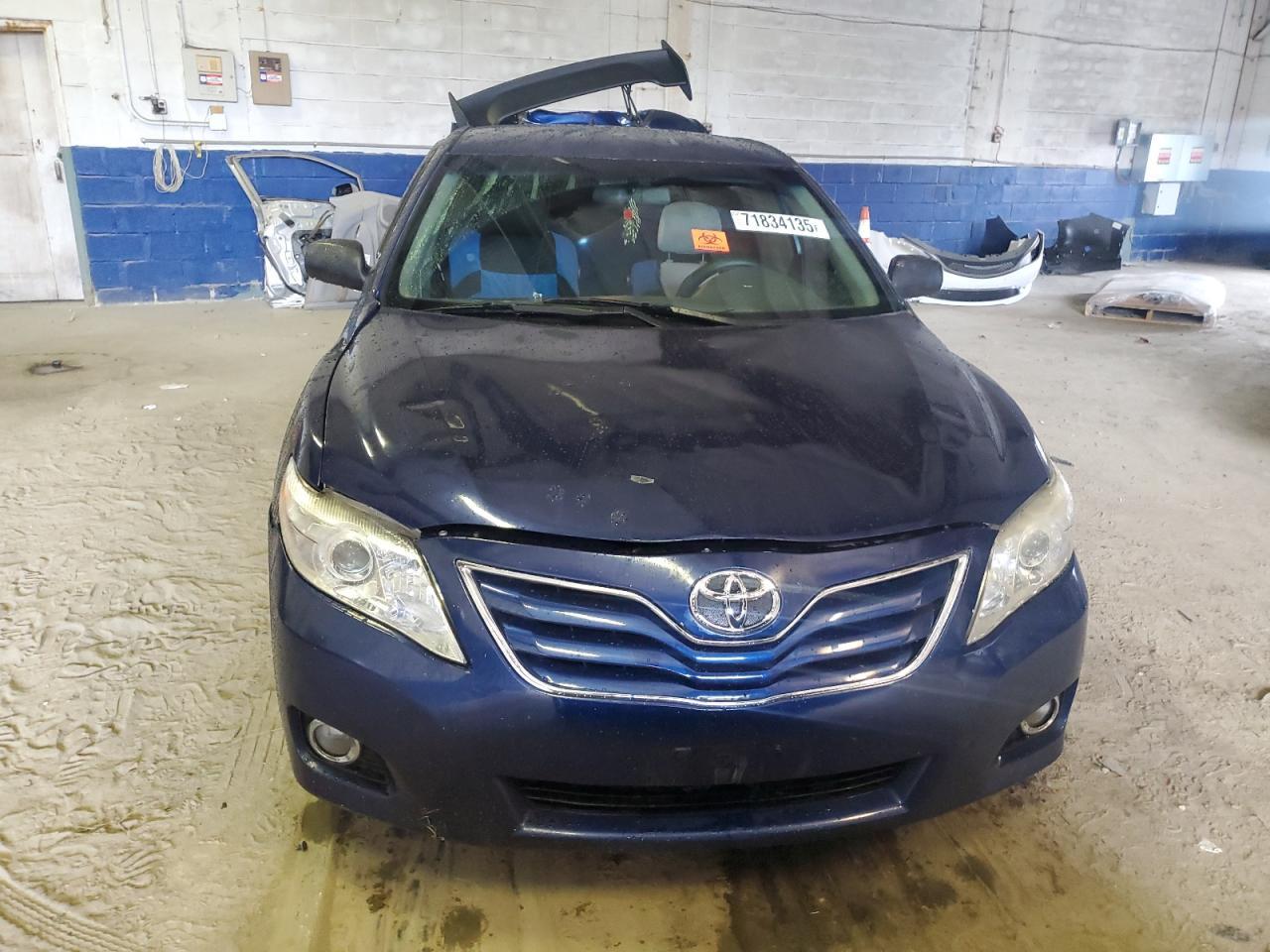 2010 TOYOTA CAMRY