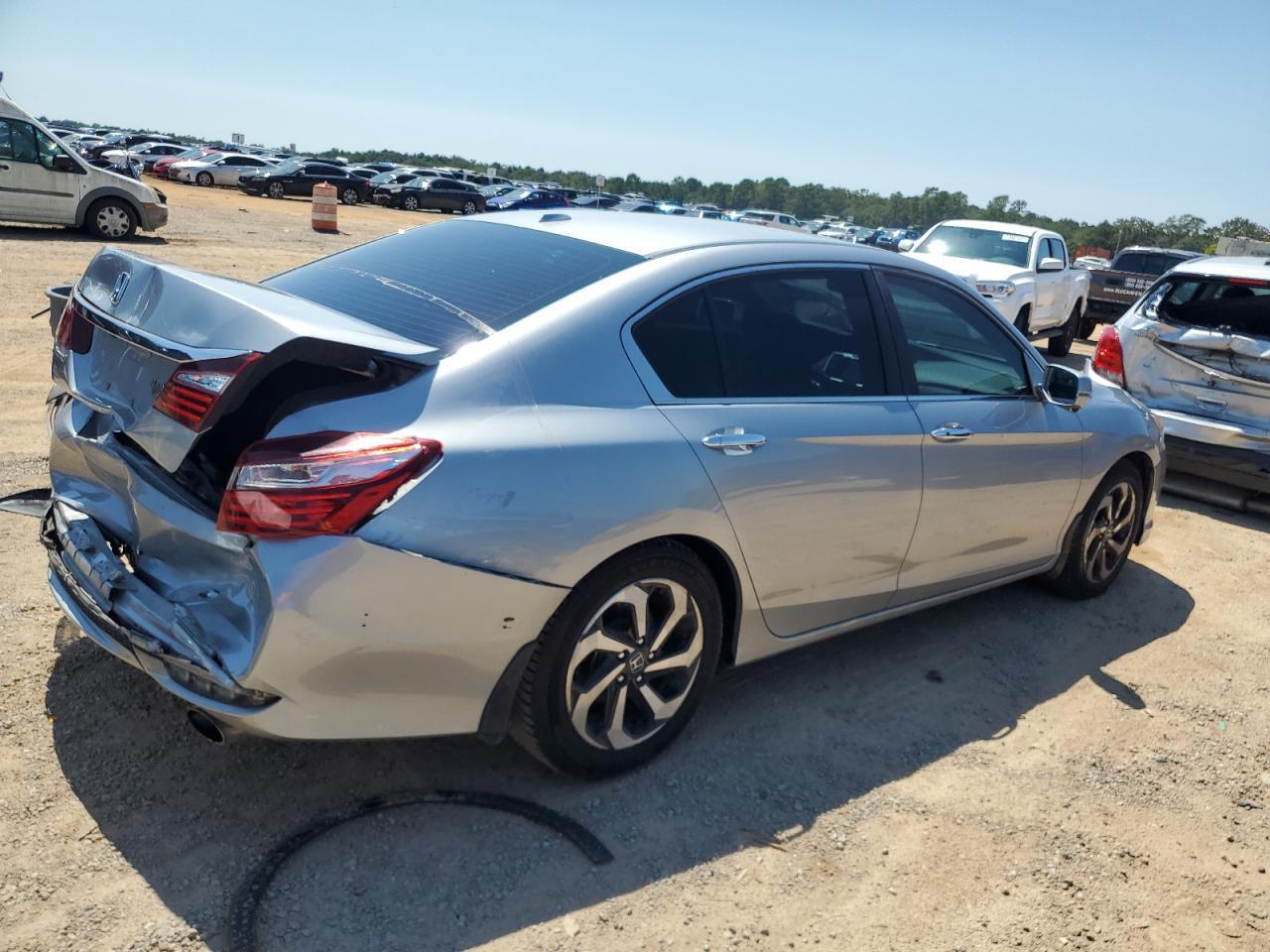 2016 HONDA ACCORD