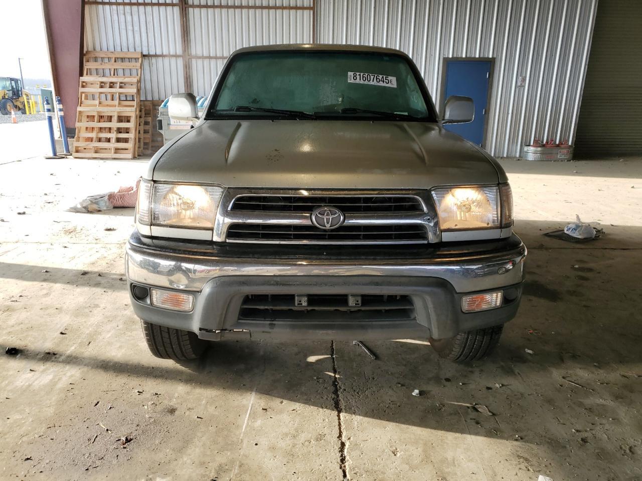 2000 TOYOTA 4Runner