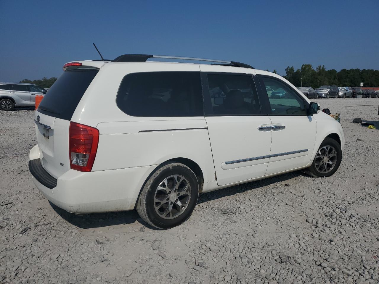 2014 KIA SEDONA