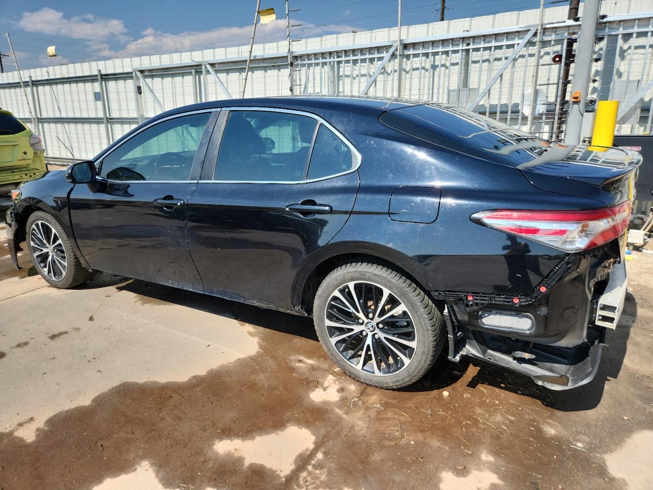 2018 TOYOTA CAMRY