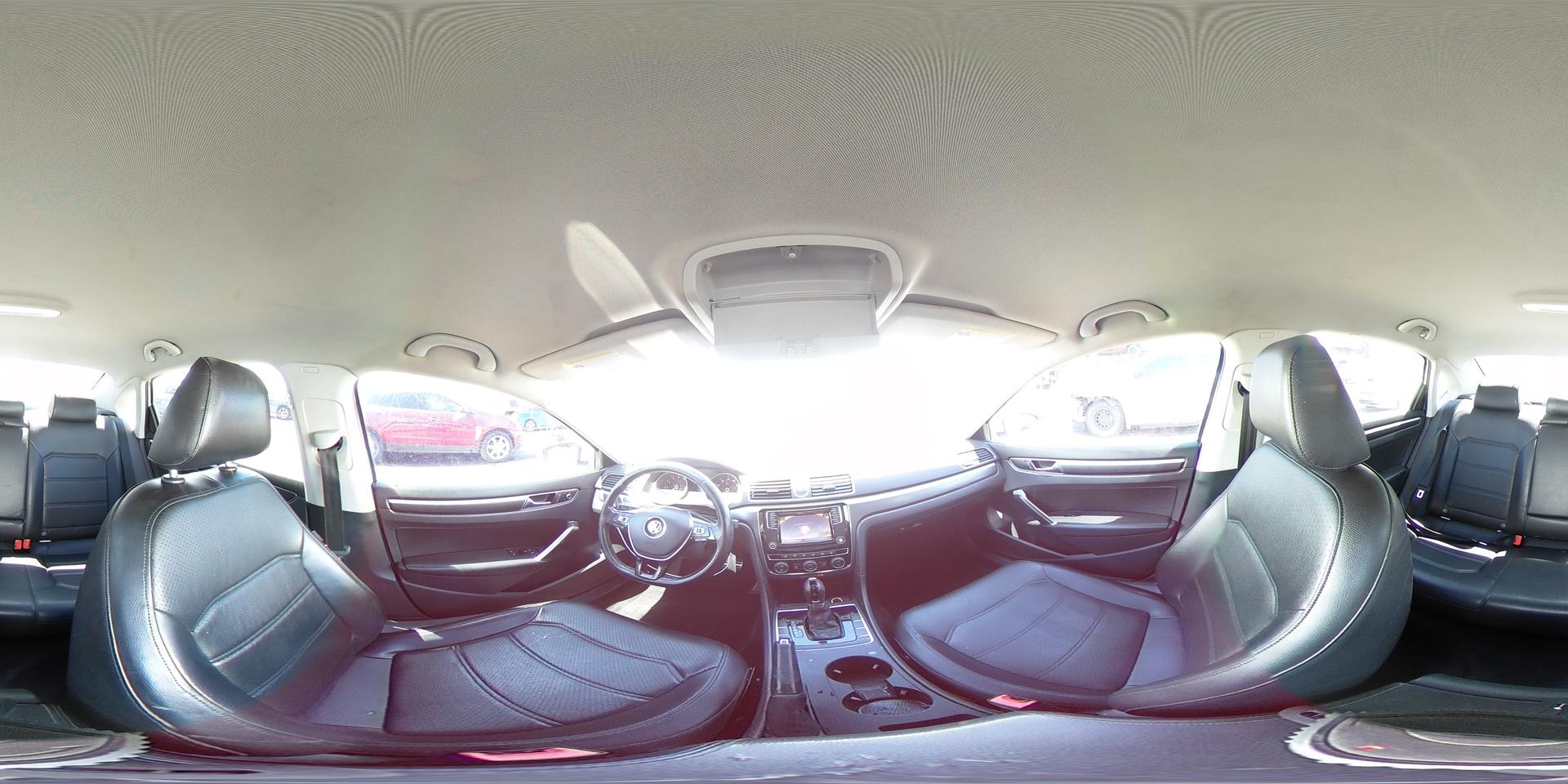 2017 VOLKSWAGEN Passat