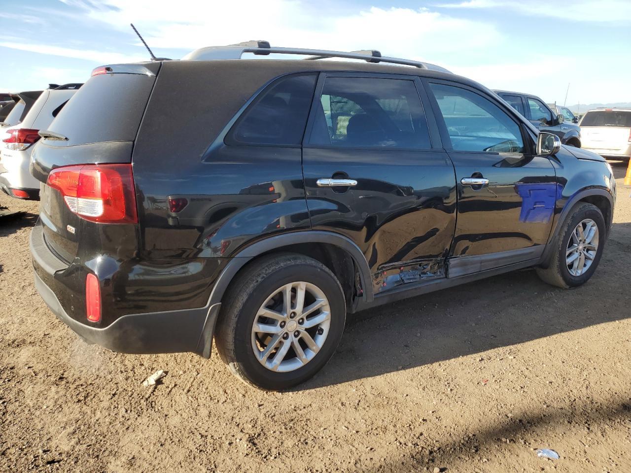 2015 KIA SORENTO