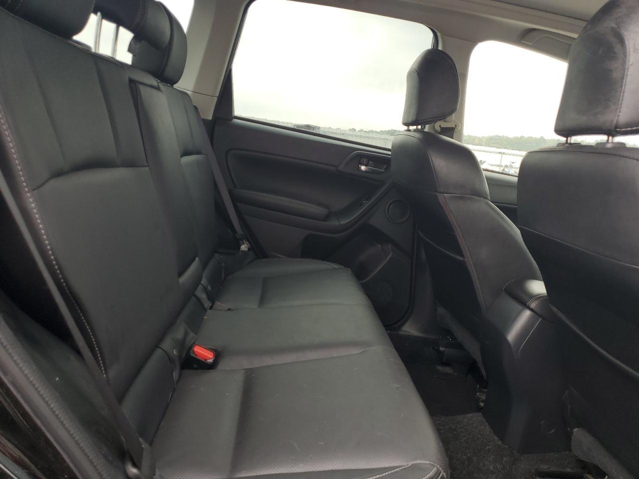 2018 SUBARU FORESTER