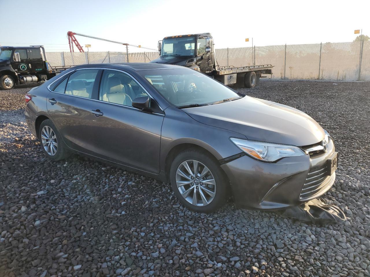2015 TOYOTA CAMRY