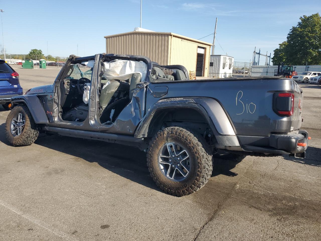 2024 JEEP Gladiator