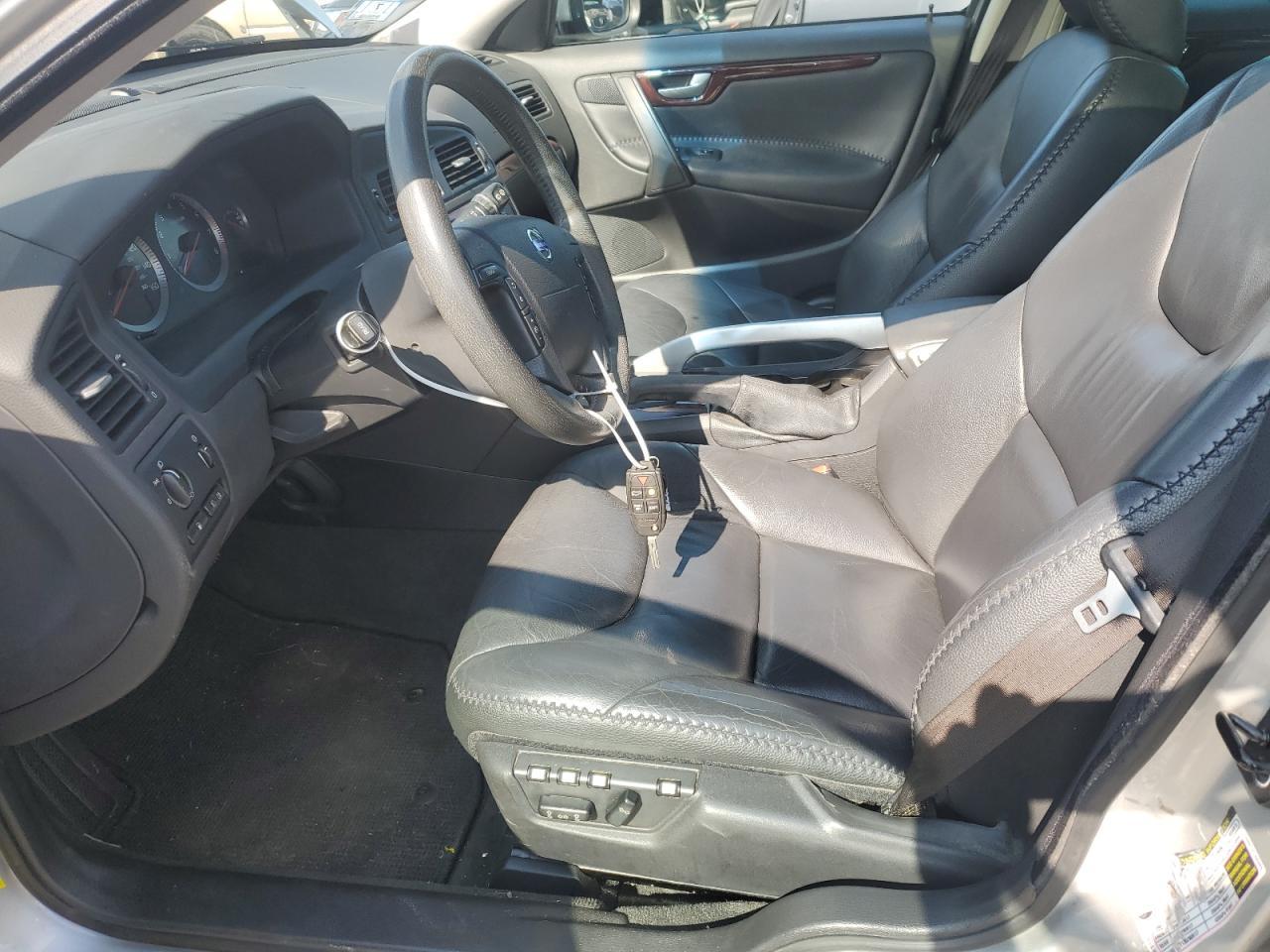 2007 VOLVO XC70
