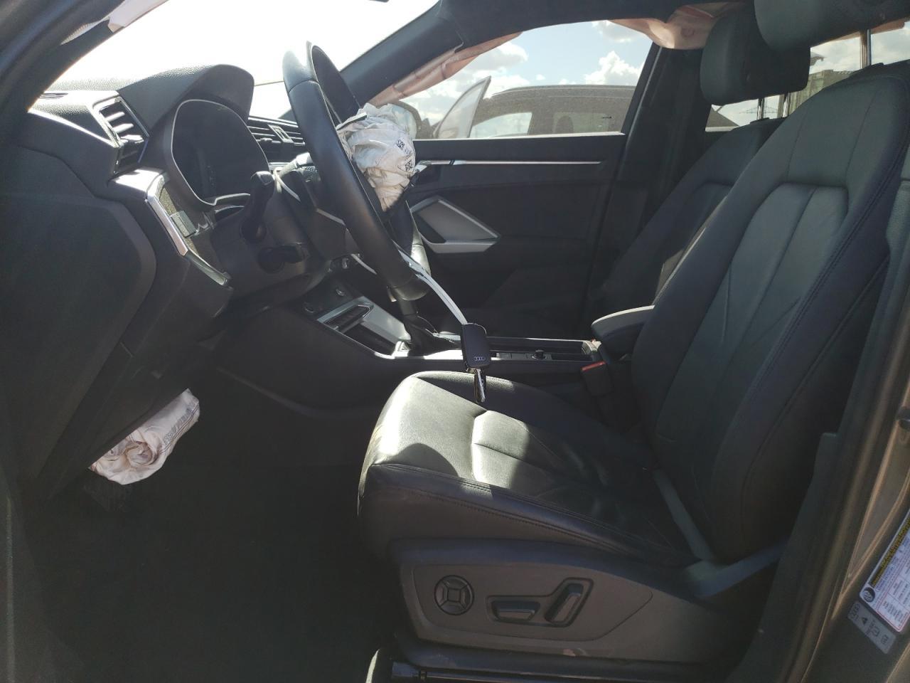 2022 AUDI Q3