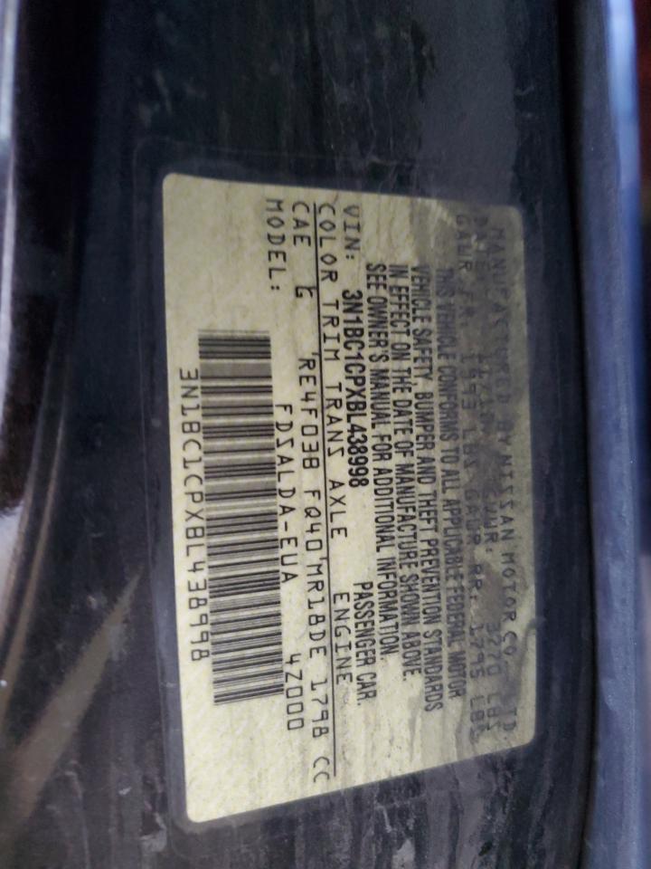 2011 NISSAN VERSA