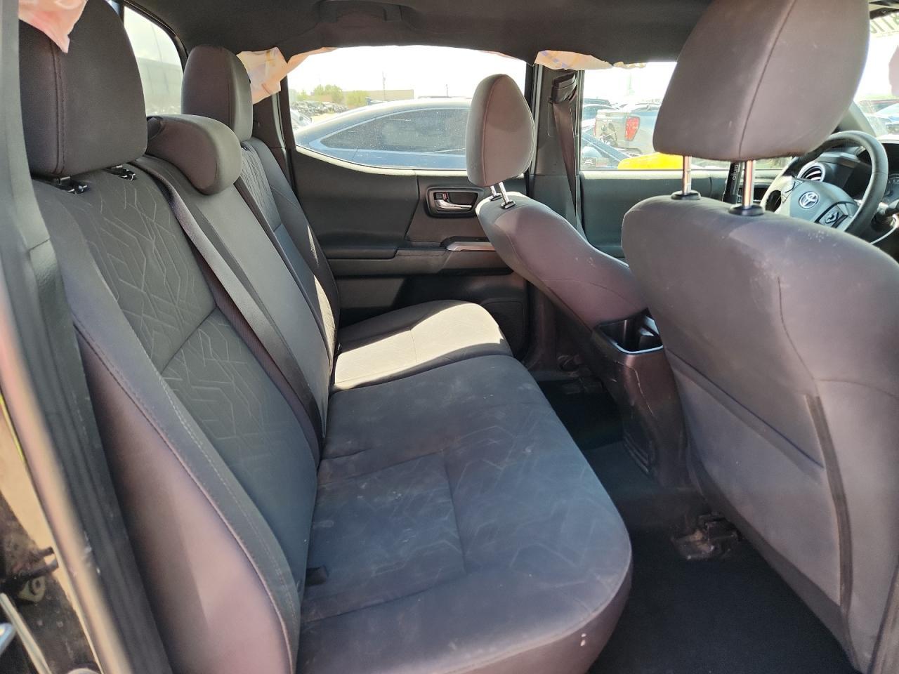 2016 TOYOTA TACOMA