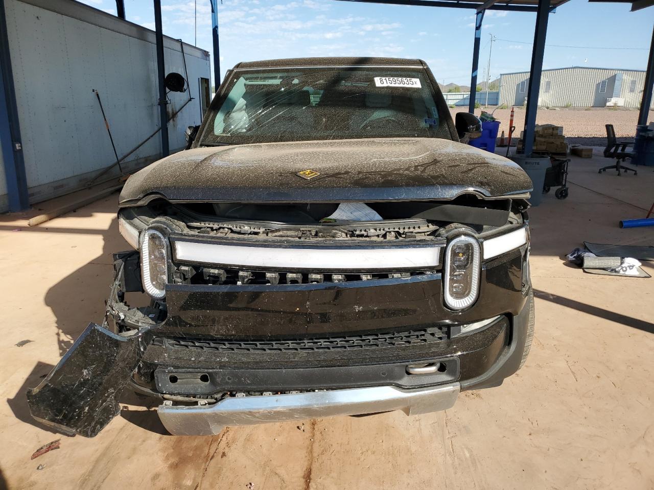 2024 RIVIAN R1s