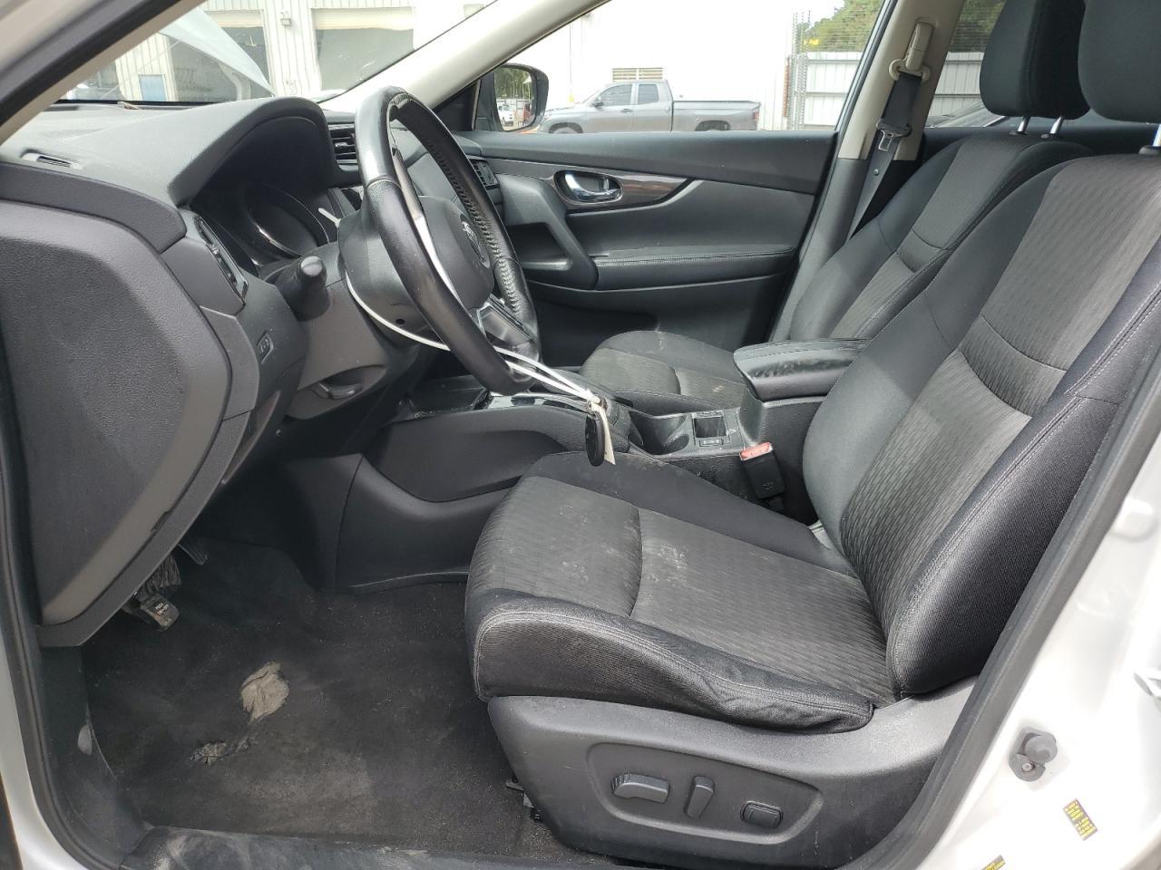 2017 NISSAN ROGUE