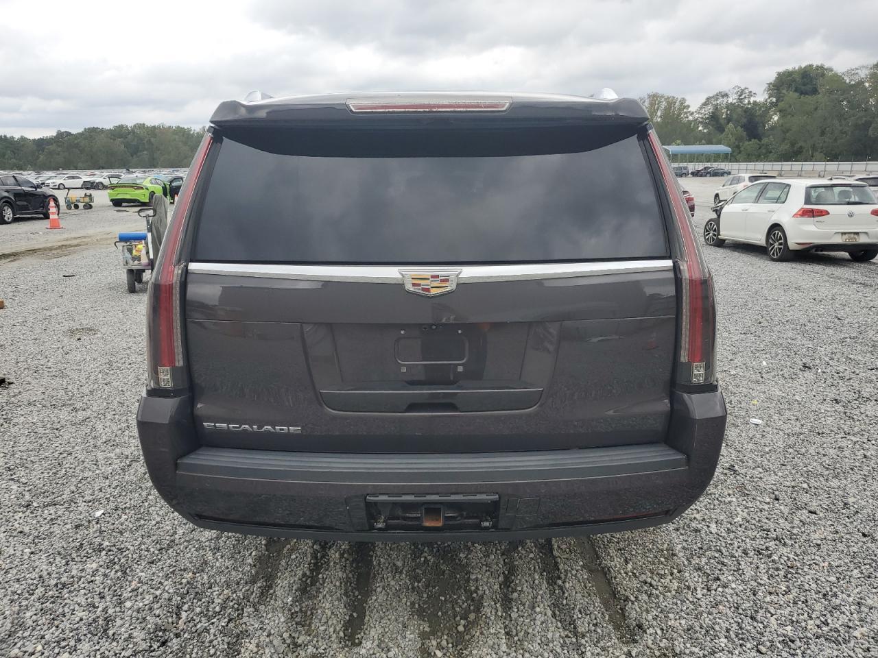 2017 CADILLAC ESCALADE