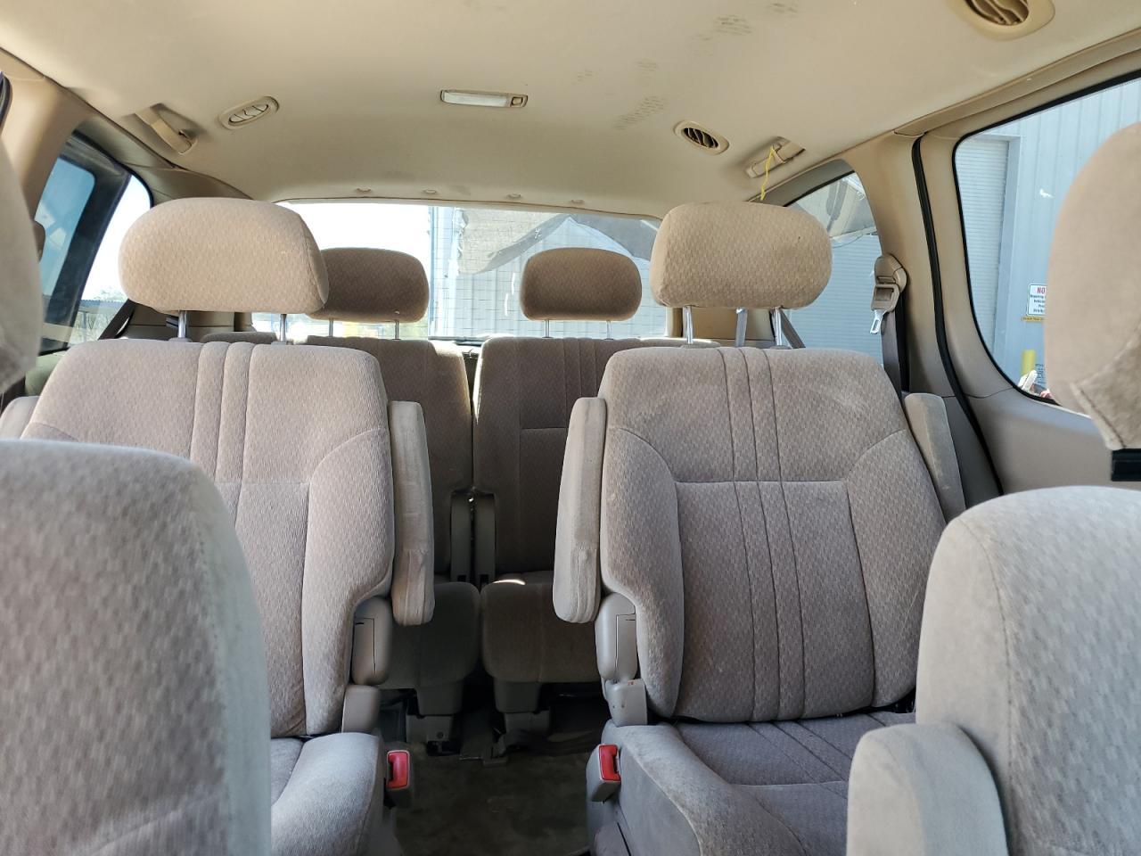 2003 TOYOTA SIENNA