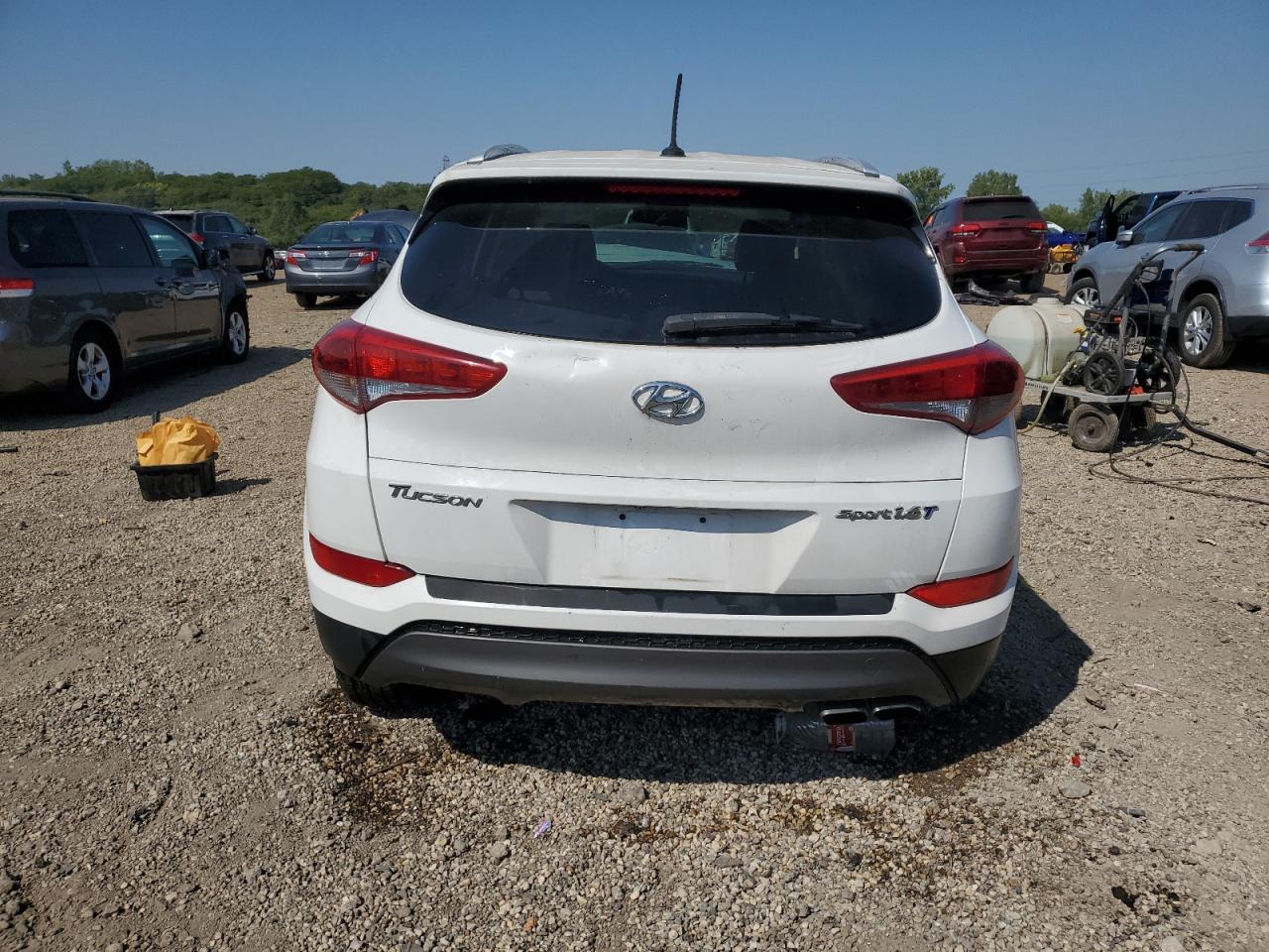 2016 HYUNDAI TUCSON