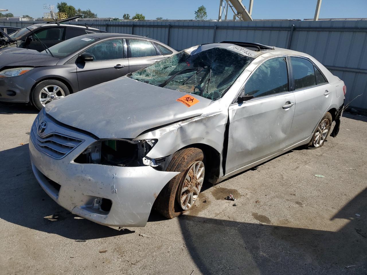 2011 TOYOTA CAMRY