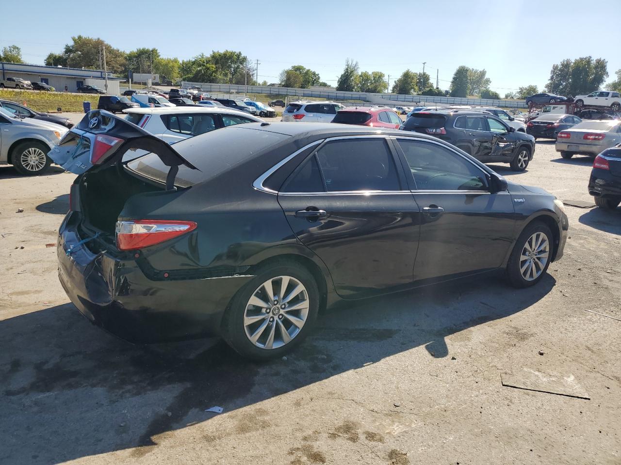 2015 TOYOTA CAMRY