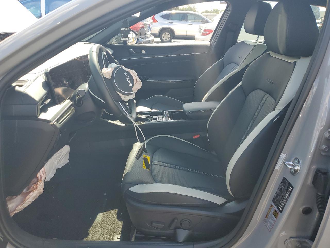 2025 KIA K5