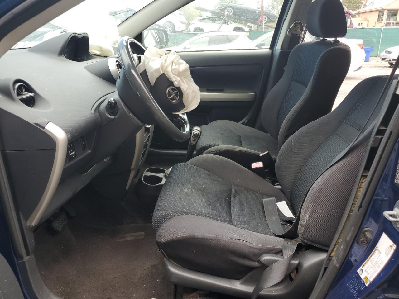 2005 TOYOTA SCION