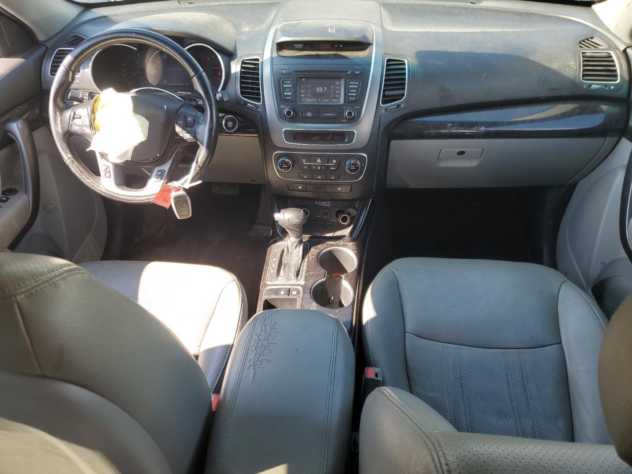 2014 KIA SORENTO